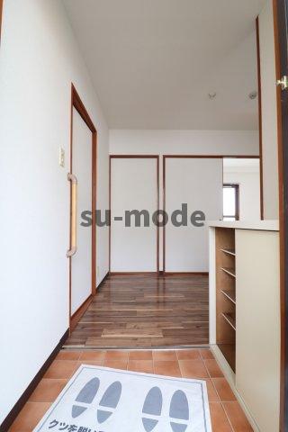 玄関　別部屋写真