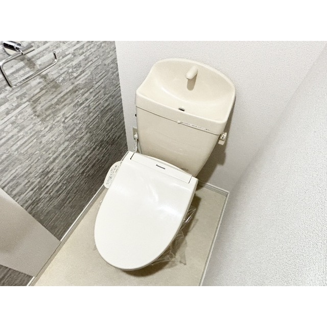 トイレ　シャワー付きトイレ