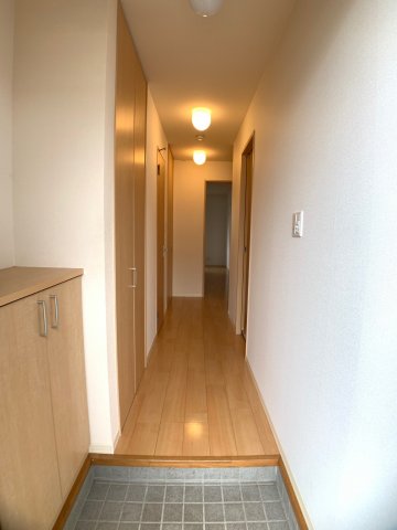 メゾンシンセリティの玄関写真