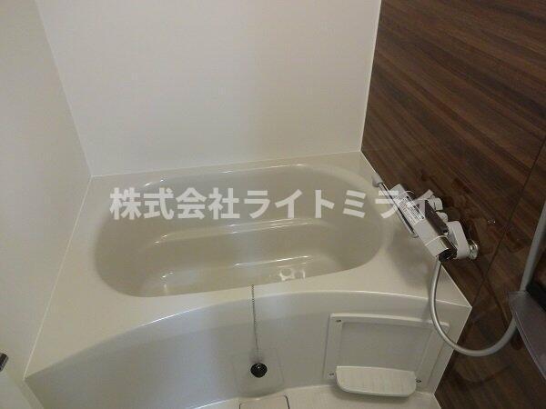 バス・シャワールーム　?