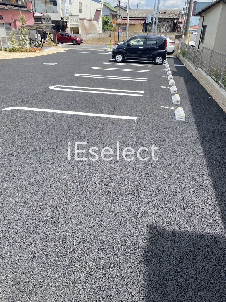駐車場　敷地内駐車場