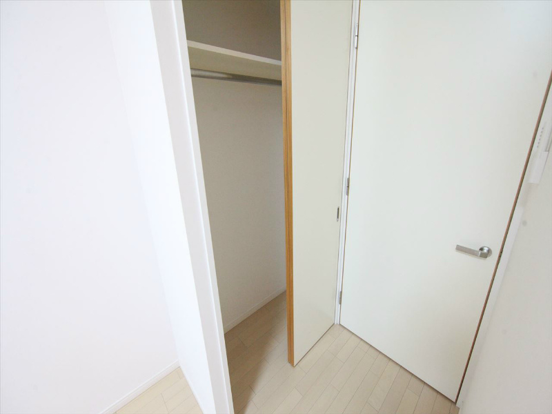 玄関　クローゼット（収納充実してます）