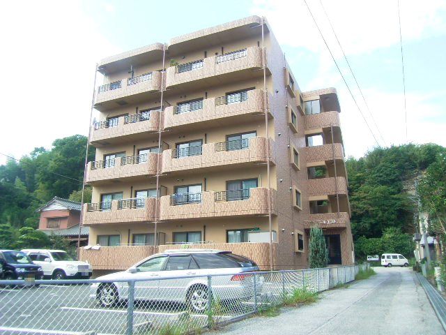 建物外観　2008年9月撮影