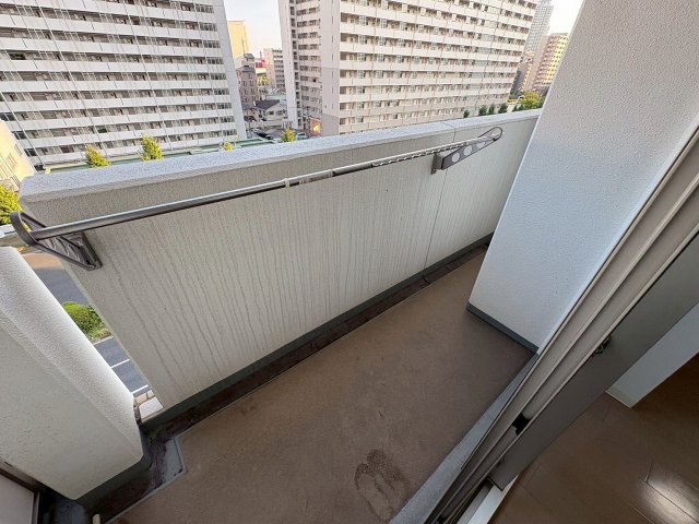バルコニー　バルコニーがあります