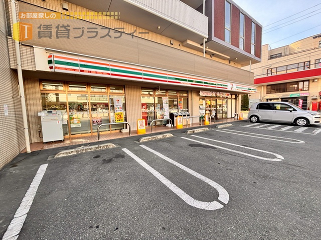 コンビニ　セブンイレブン船橋前原東4丁目店（コンビニ）まで304m