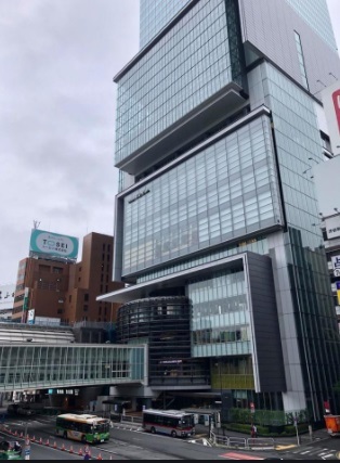ドラックストア　マツモトキヨシ恵比寿駅東口店（ドラッグストア）まで470m