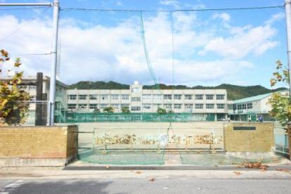 中学校　福山市立培遠中学校（中学校）まで507m