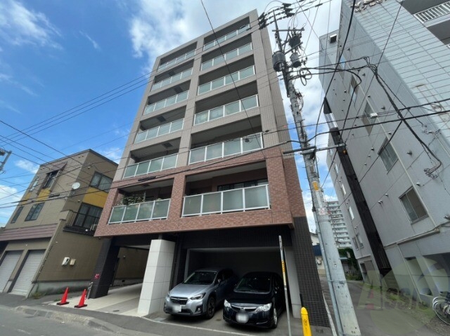 建物外観　札幌市東区北７条東「ラ・クラッセ札幌ステーションプラス」