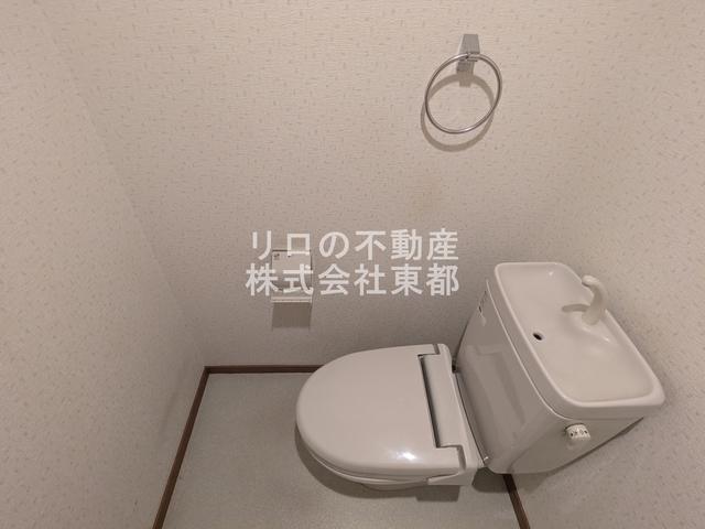 トイレ　バストイレ別なので毎日快適♪