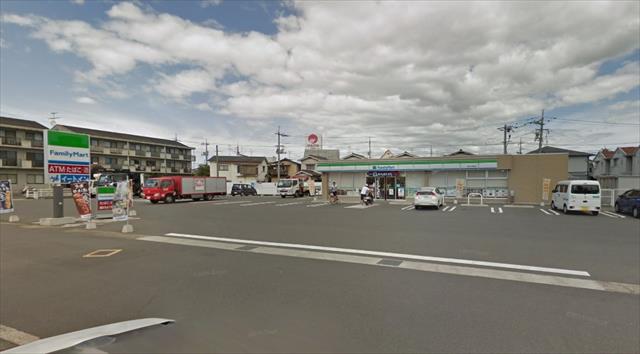 コンビニ　ファミリーマート三浜町店（コンビニ）まで653m