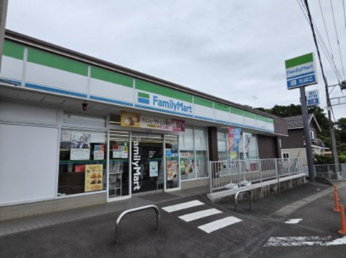 コンビニ　ファミリーマート函南畑毛店（コンビニ）まで552m