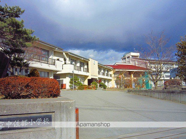 小学校　中佐都小学校（小学校）まで800m