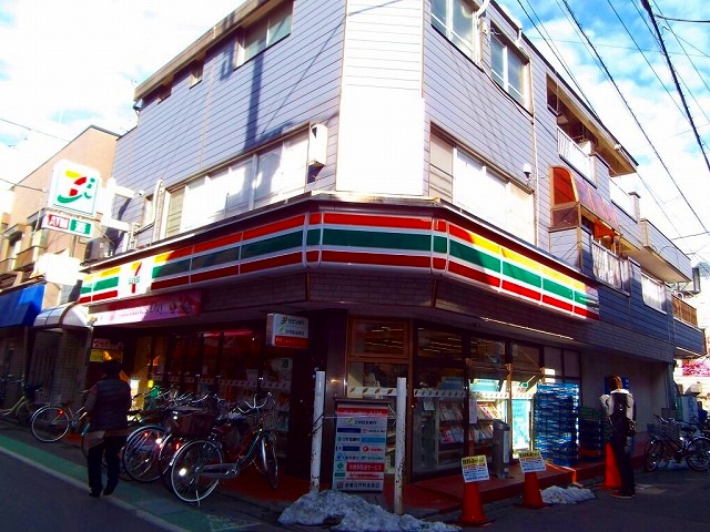 コンビニ　セブンイレブン世田谷祖師谷1丁目店（コンビニ）まで417m
