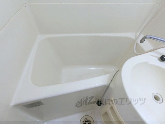 バス・シャワールーム　風呂
