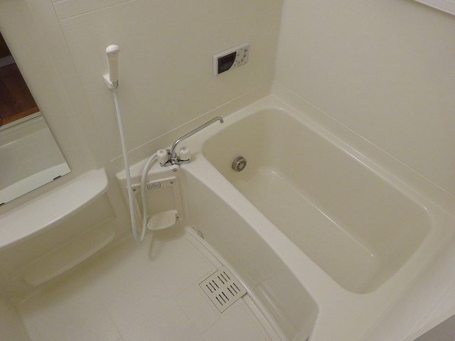 バス・シャワールーム　別部屋参考写真