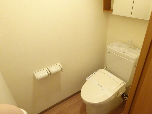 トイレ　別部屋参考写真