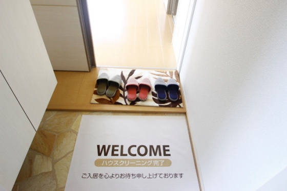 玄関　※別部屋の写真です