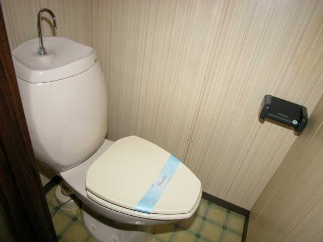 【●メゾン赤坂のトイレ】