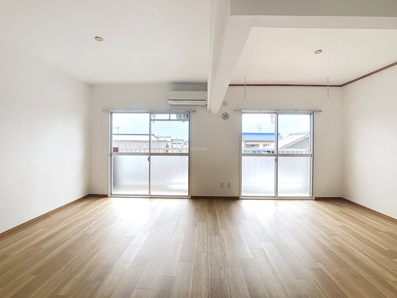 居室・リビング　※現況優先