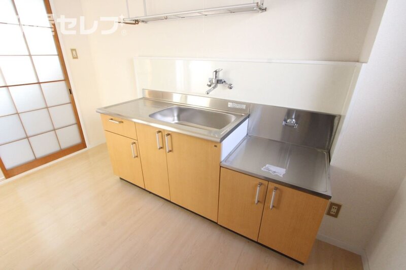 キッチン　日当たり良好キッチン