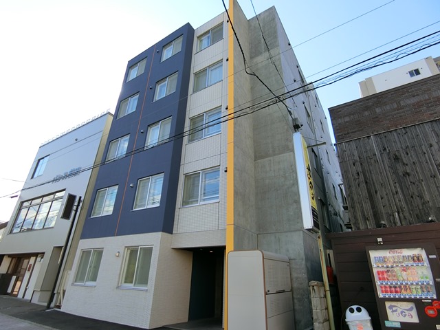 江別市野幌町のマンションの建物外観