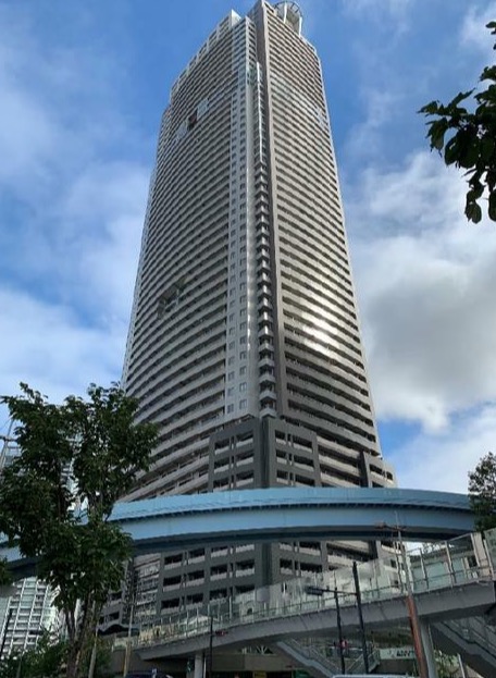 【港区海岸のマンションの建物外観】