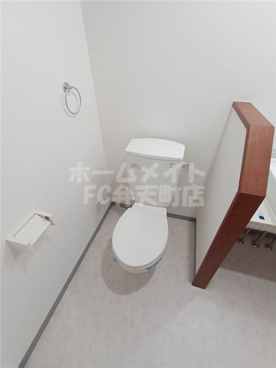 トイレ　コンパクトで使いやすいトイレです