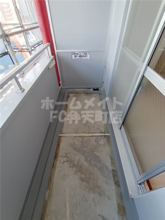 バルコニー　バルコニーで洗濯物が干せます