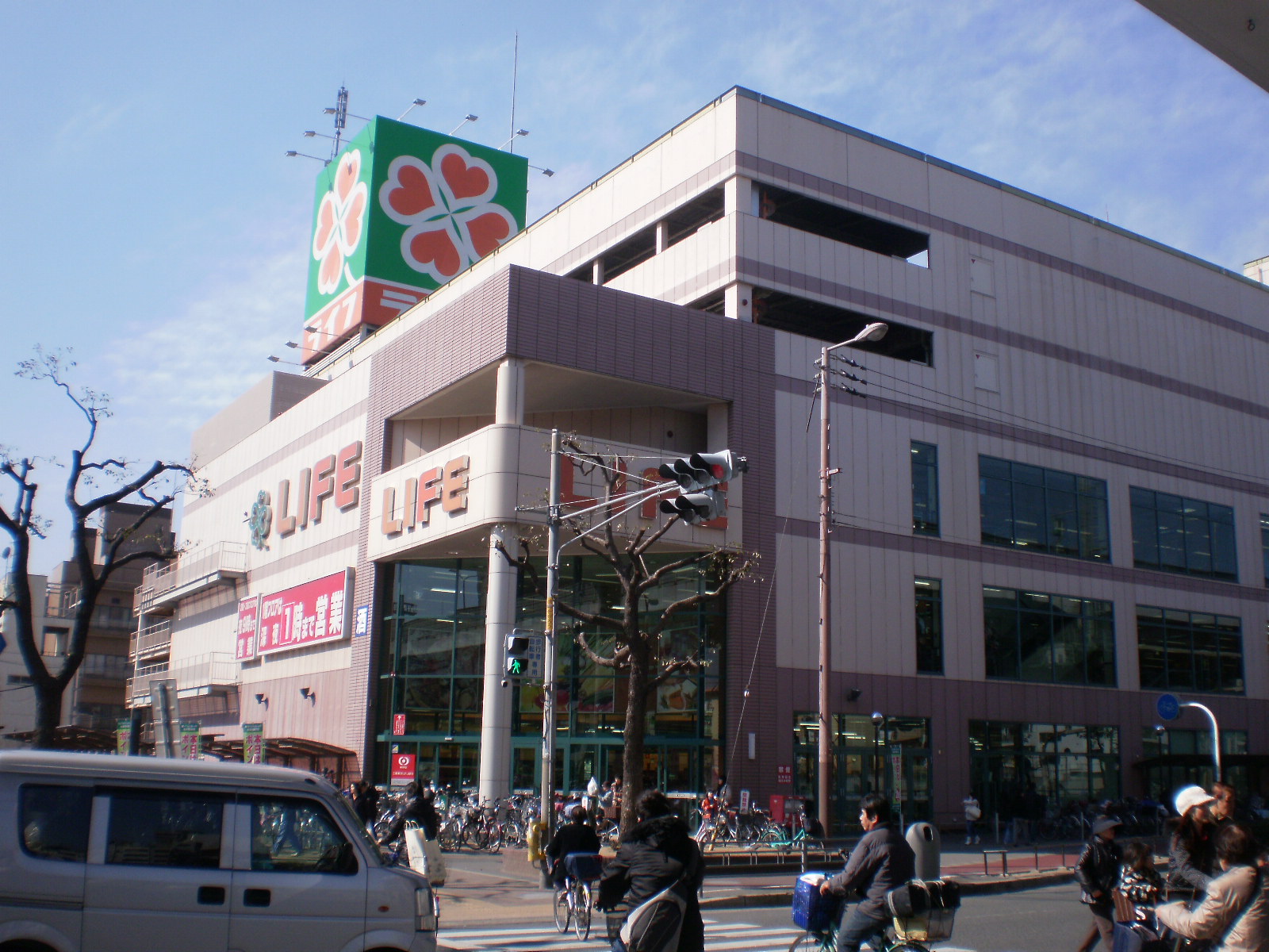 【大阪市平野区瓜破西のマンションのスーパー】