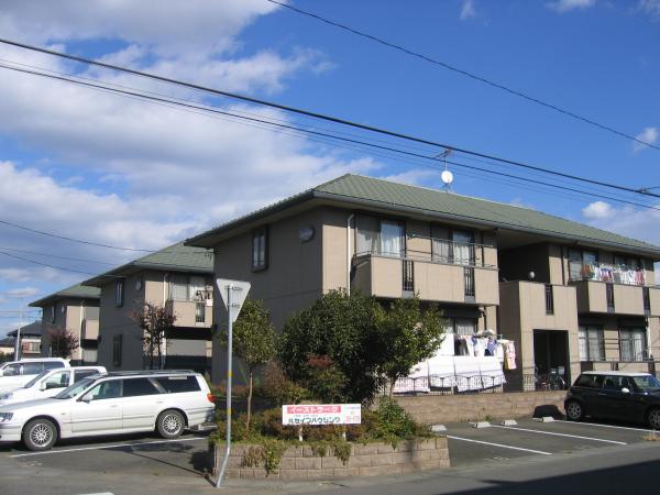 【ひたちなか市高場のアパートの駐車場】