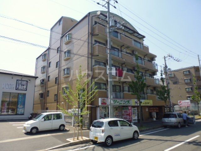 京都府京都市西京区上桂北村町（マンション）の賃貸物件の外観