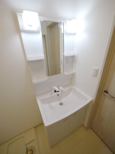 洗面設備　★独立洗面台の様子★