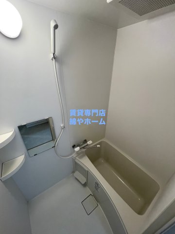バス・シャワールーム　お風呂です