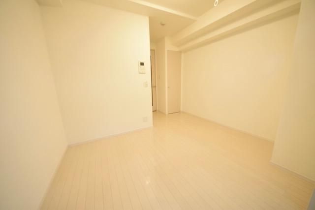 居室・リビング　★6.1帖のお部屋になります。★