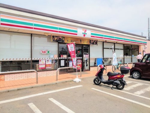 コンビニ　セブンイレブン 東村山恩多町5丁目店（コンビニ）まで629m