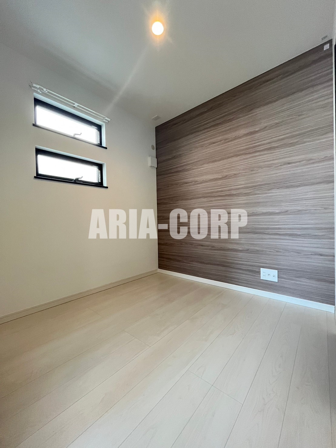 その他部屋・スペース　（同仕様）落ち着いた雰囲気の洋室です♪