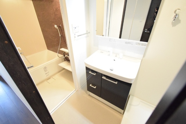 洗面設備　身だしなみもバッチリ☆