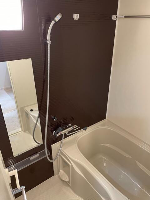 バス・シャワールーム　?