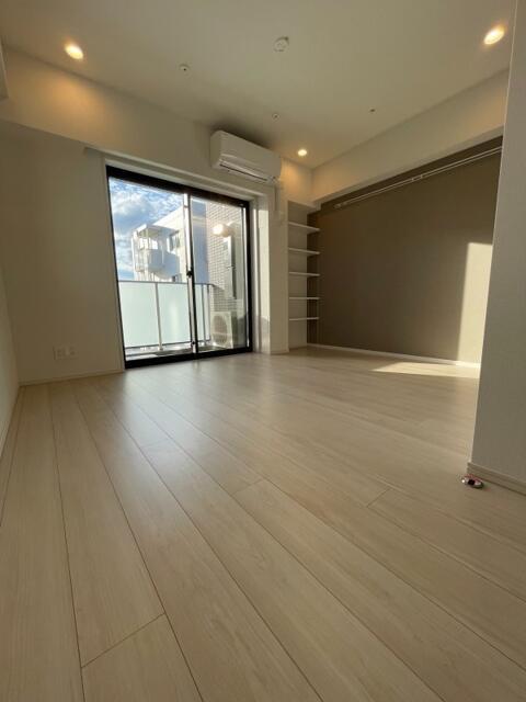 居室・リビング　?