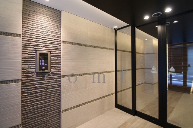 エントランス　オートロック