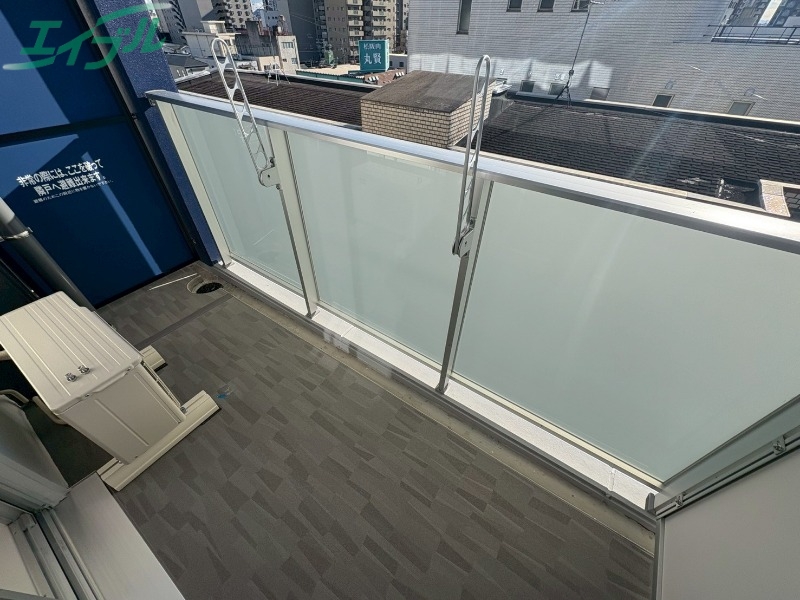 バルコニー　別部屋同型タイプです。