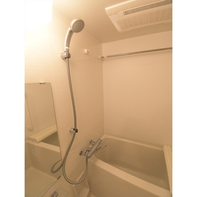 バス・シャワールーム　日々の疲れを癒すお風呂付です