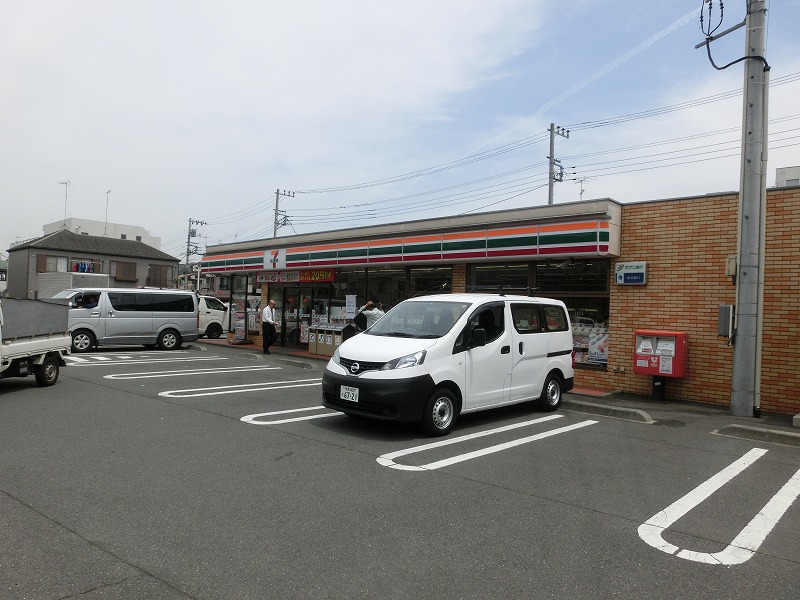 コンビニ　セブンイレブン（コンビニ）まで660m