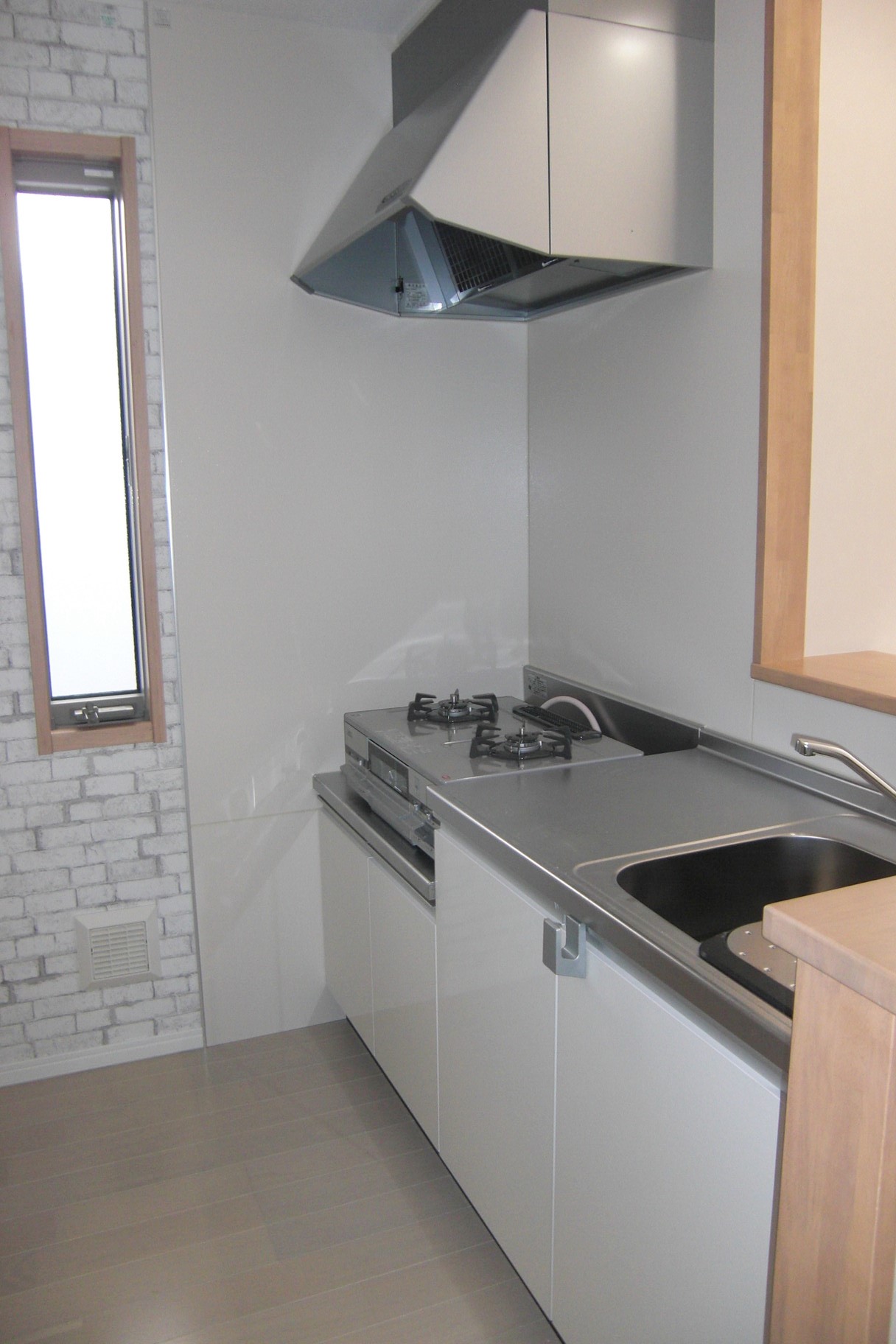 キッチン　人気のカウンターキッチンです。