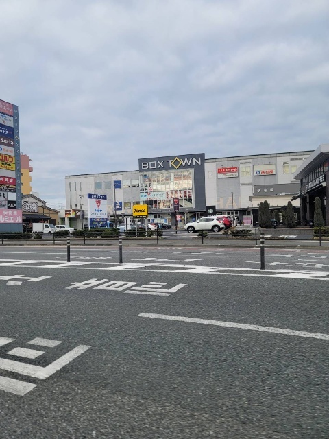 コンビニ　ローソン箱崎宮前店（コンビニ）まで267m