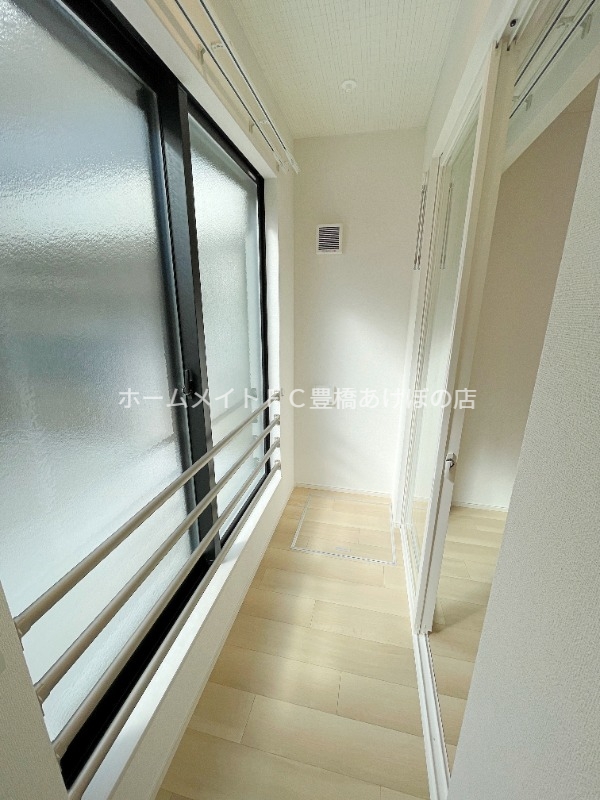 バルコニー　同型完成モデル