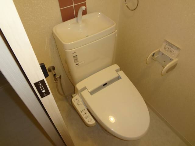 トイレ　トイレ