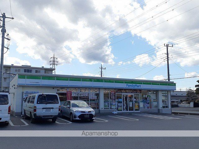 コンビニ　ファミリーマート田彦店（コンビニ）まで514m