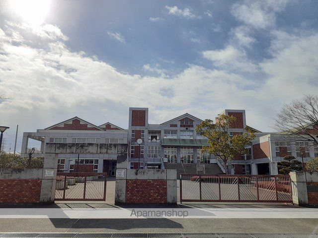 中学校　田彦中学校（中学校）まで350m