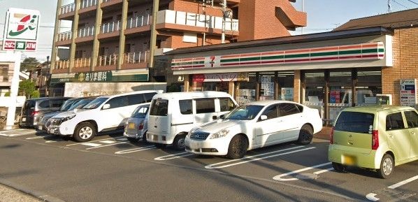 コンビニ　セブン‐イレブン/東有馬店（コンビニ）まで300m